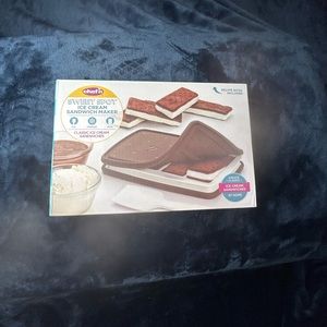 Ice cream Sandwich Maker